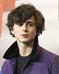 https://upload.wikimedia.org/wikipedia/commons/thumb/0/0d/Timoth%C3%A9e_Chalamet_at_Berlinale_2017_%28cropped%29.jpg/120px-Timoth%C3%A9e_Chalamet_at_Berlinale_2017_%28cropped%29.jpg